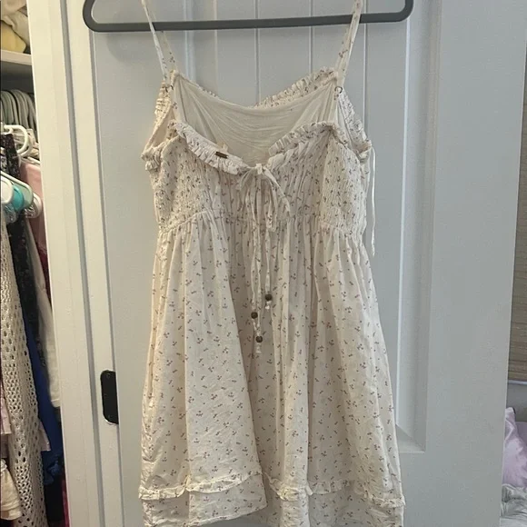 Cream Floral Spaghetti Strap Dress - Picture 4 of 5